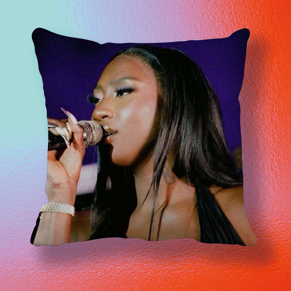 Aya Nakamura Pop Sarung bantal - Aya Home Textiles ulasan dan harga